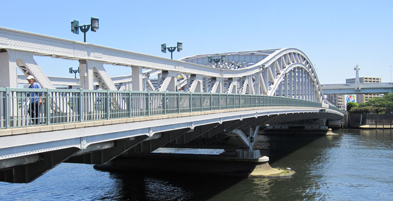Shirahige bashi bridge